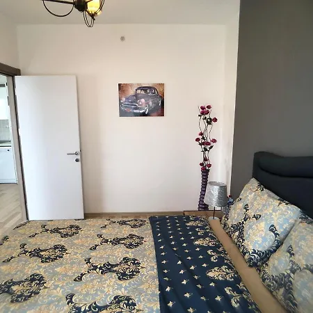 Alpha Home-bas